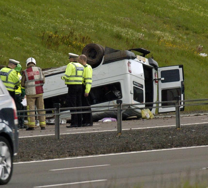 ‘Hero’ driver helps at minibus crash