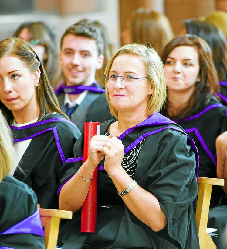 Graduation time for uni students