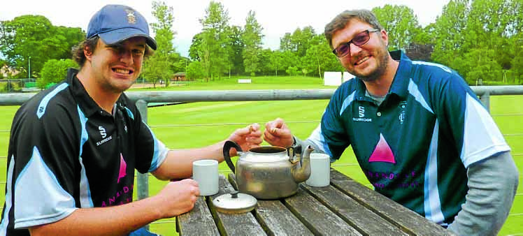 Cricketers stop for special tea break for Nepal