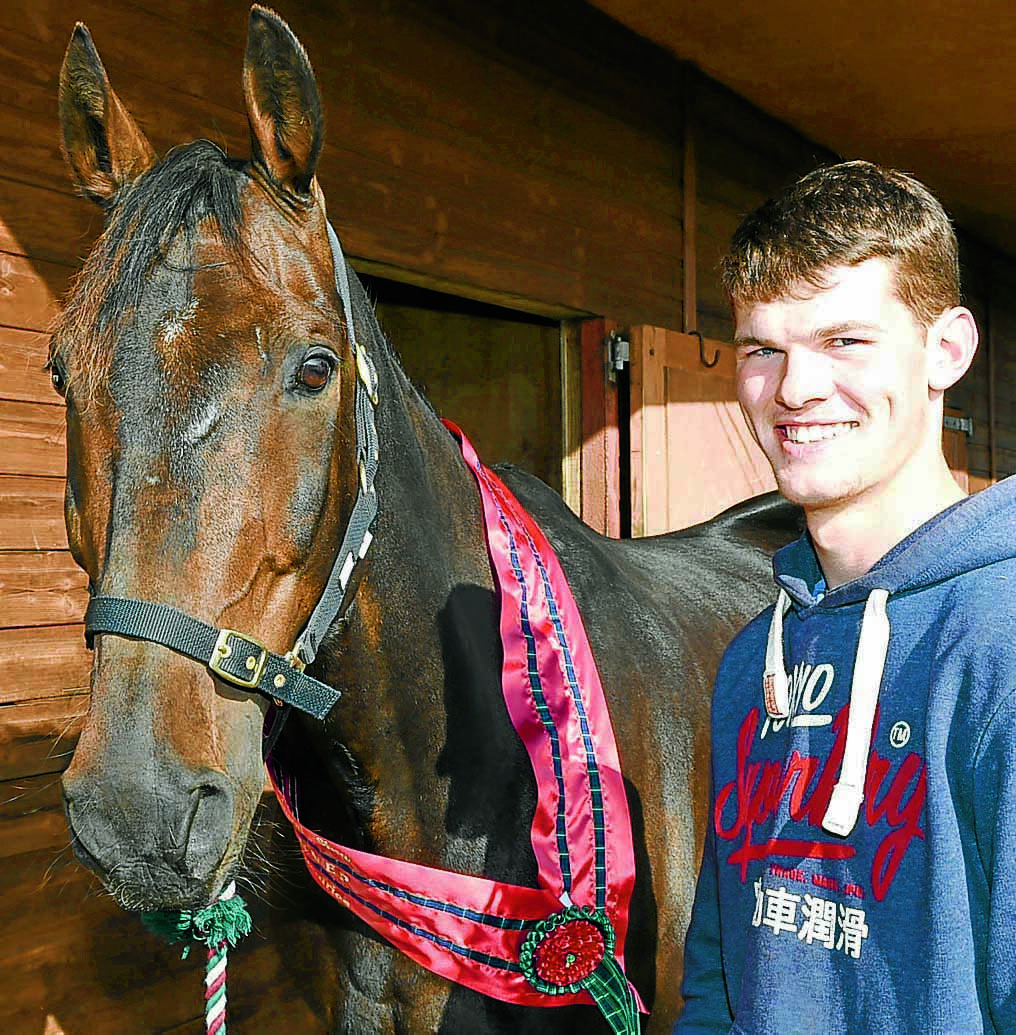 Jockey Jak jumps to success