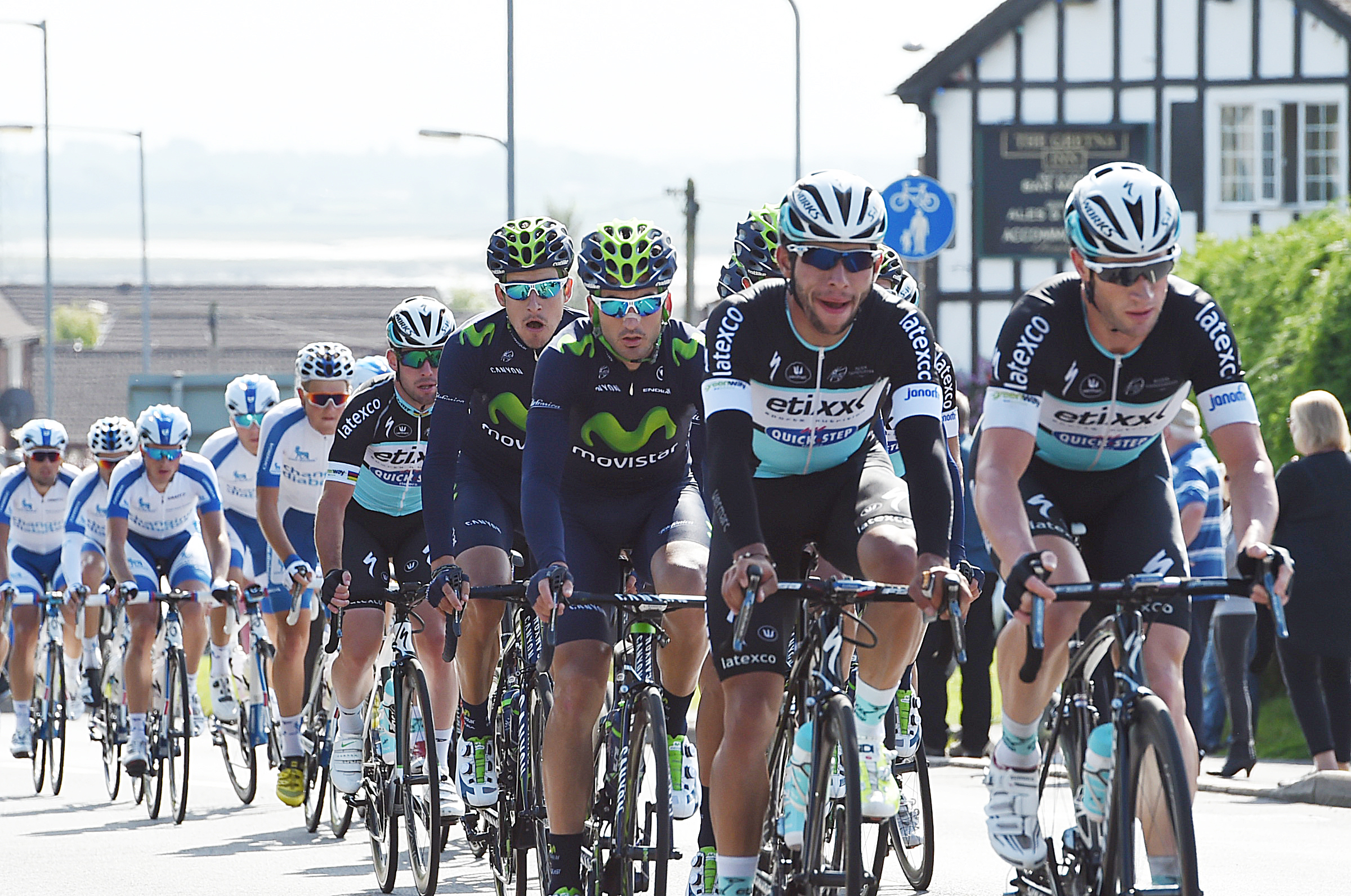 Tour of Britain zooms through region