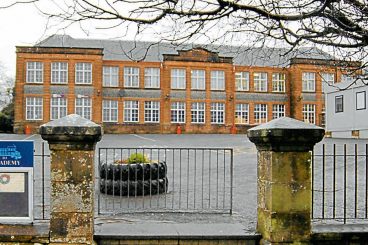 Community in bid for former school