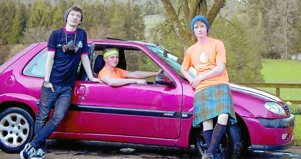Teen trio in Mongol rally adventure