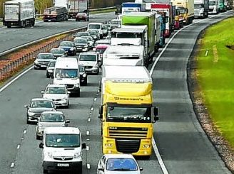 Horsebox in m-way mishap