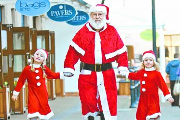 Battle underway in carol singing contest