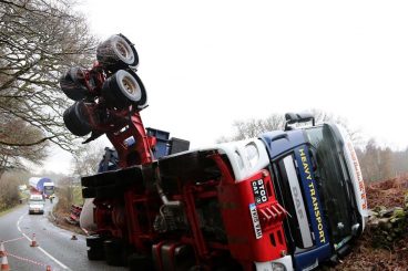 UPDATE: Turbine trailer in crash