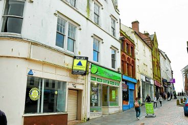 More closures rock Dumfries High Street