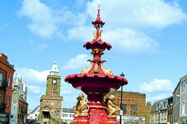 Crowdfunding push for fountain makeover