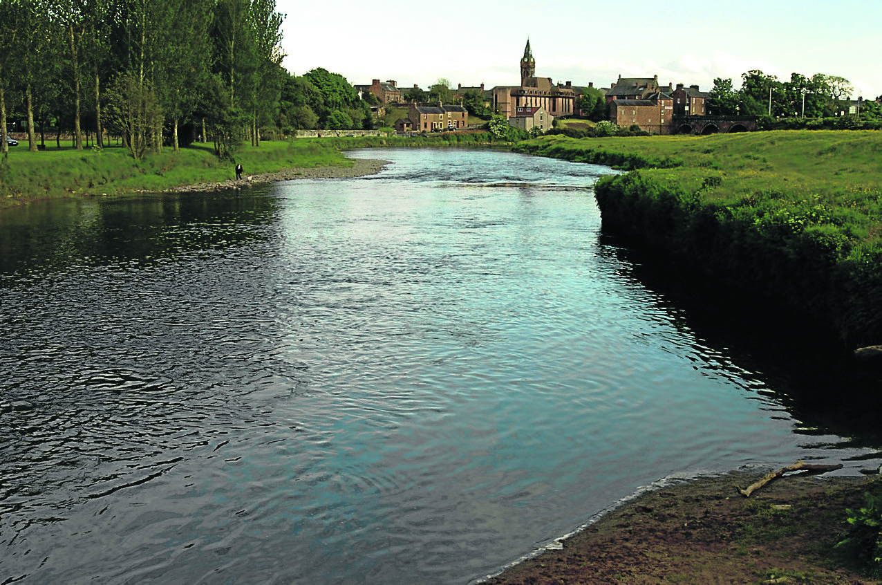 Water warning to public in hot weather