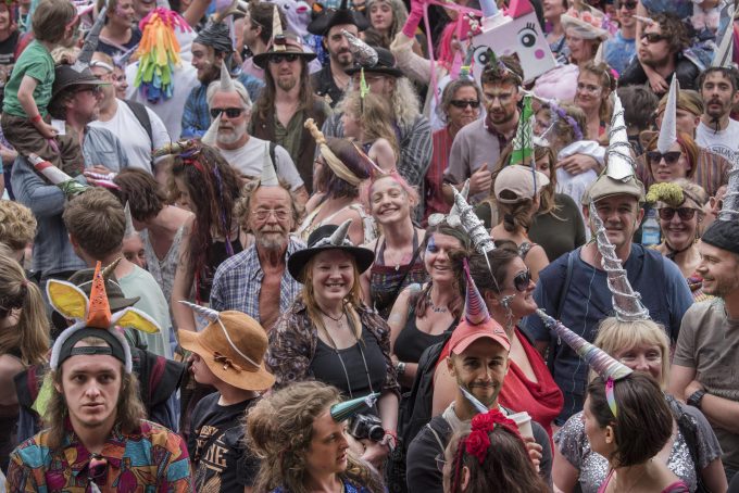 Knockengorroch World Ceilidh 2017999 people wearing unicorn horns break the previous Guinness world record of 250