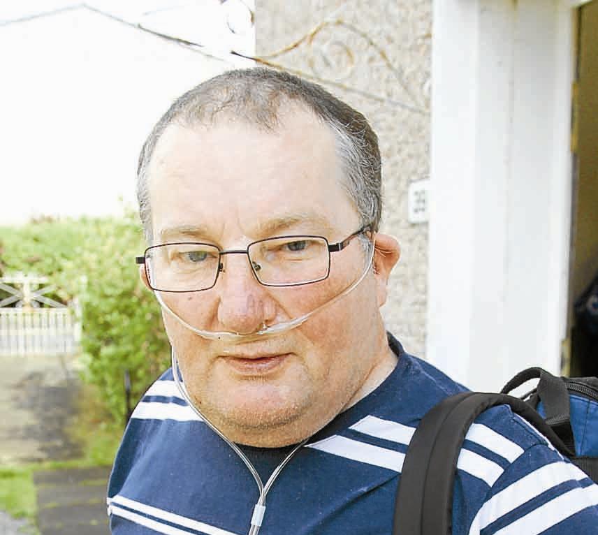 Lung wait man in flooding fear