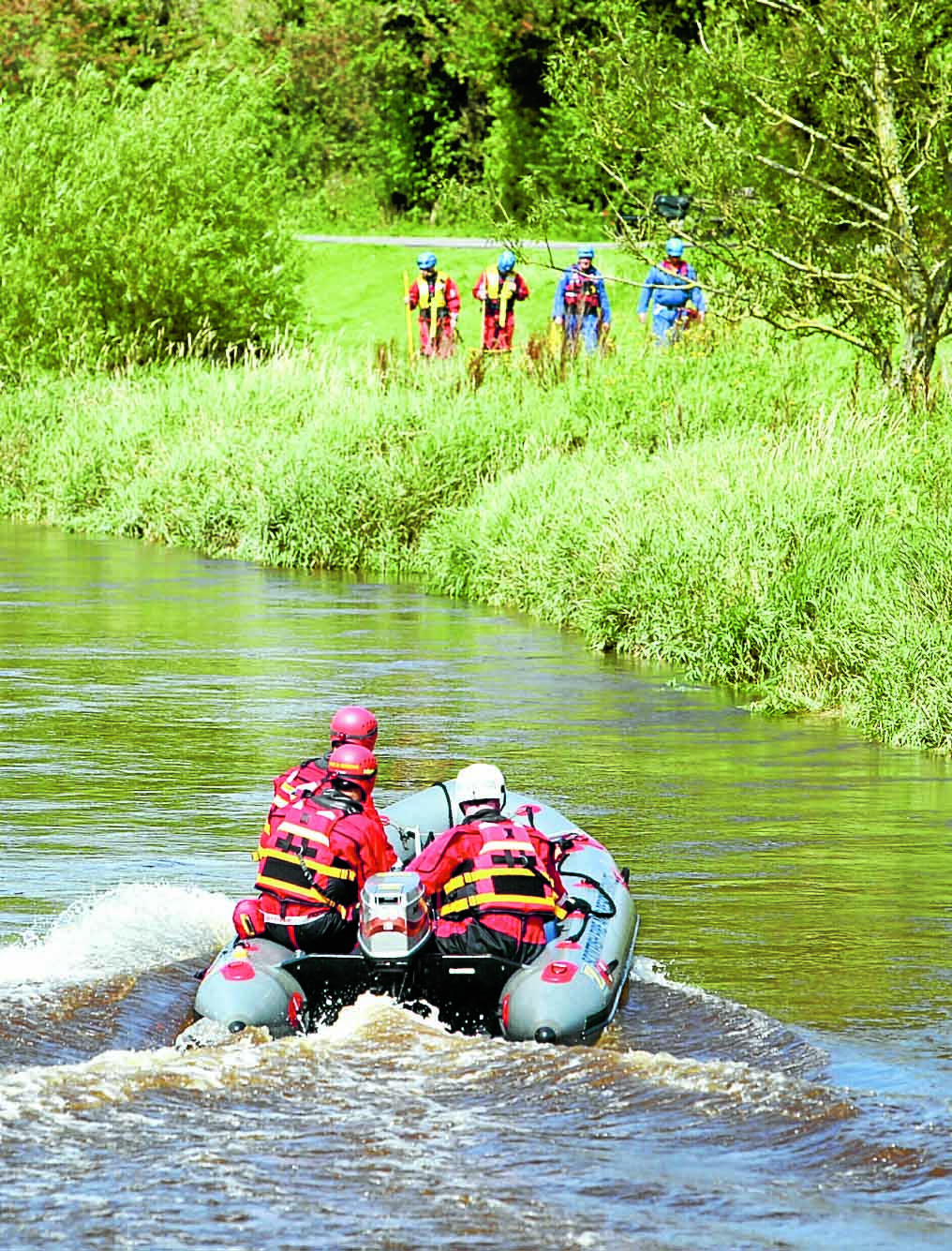 ‘Body sighting’ in Nith sparks major hunt