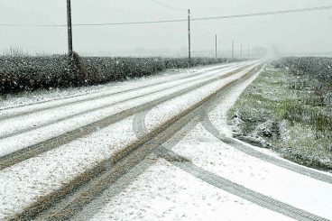 Snow expected following weather warning