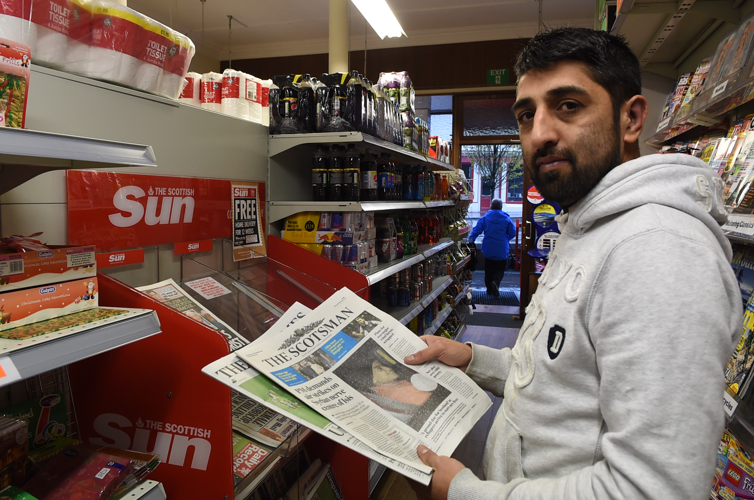 SOS to save iconic high street shop