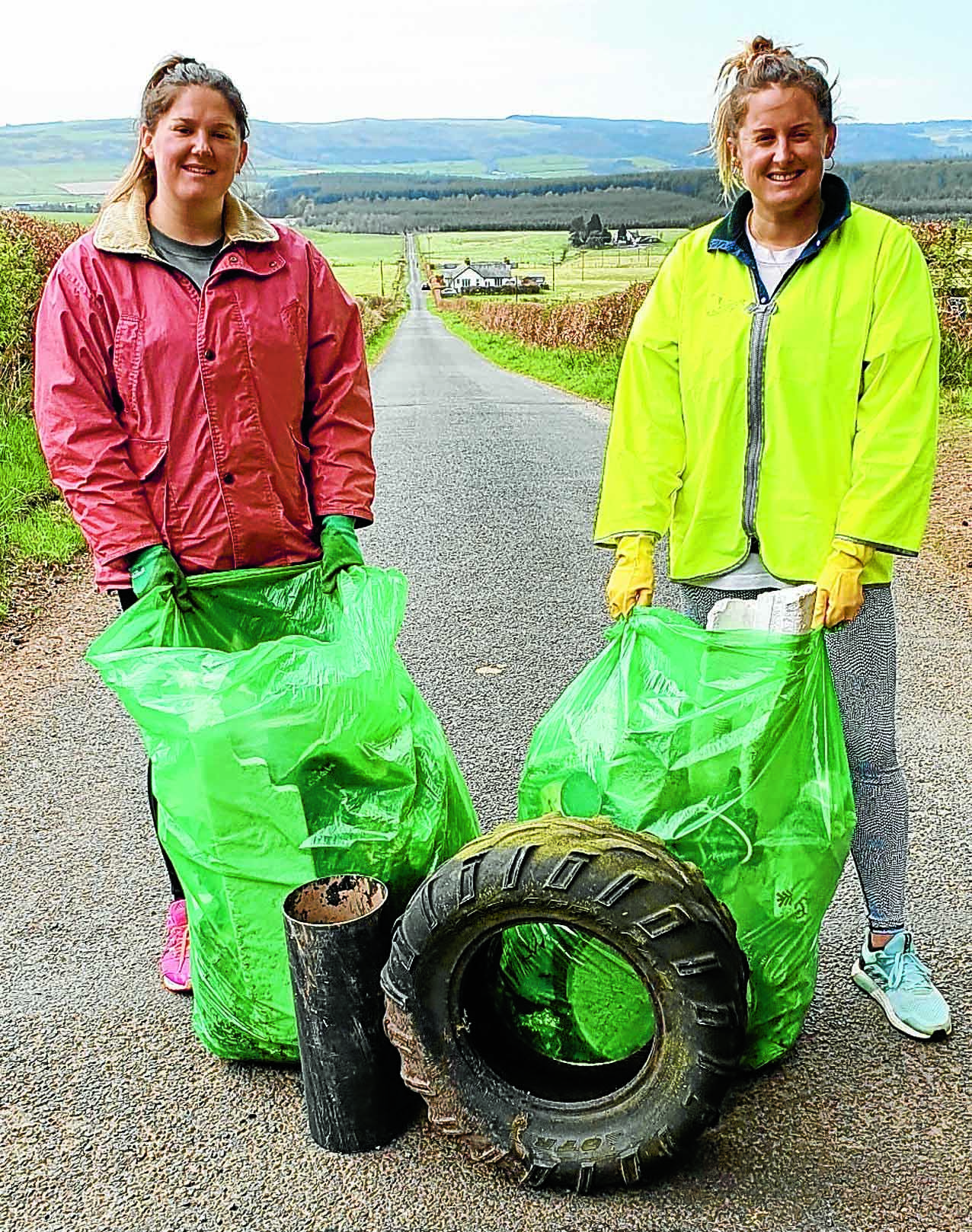 Sisters take on rubbish task