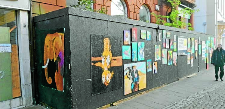 Artist uses town centre as an outdoor gallery