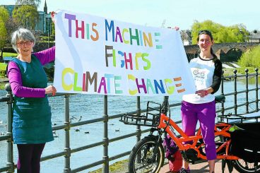 Cyclists to light up the Dumfries night