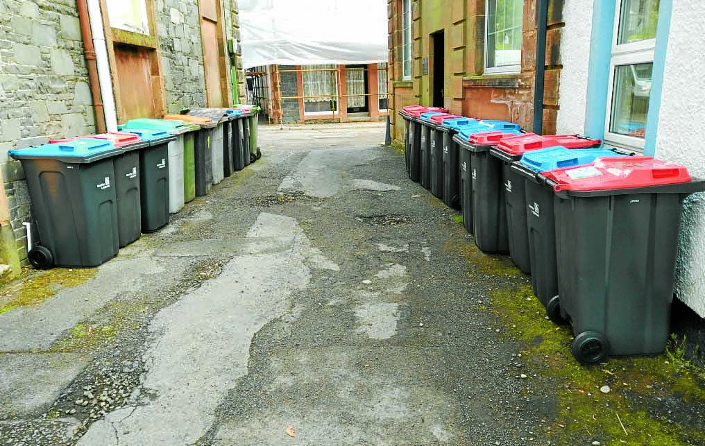 Bin overload sparks fears in tourist town