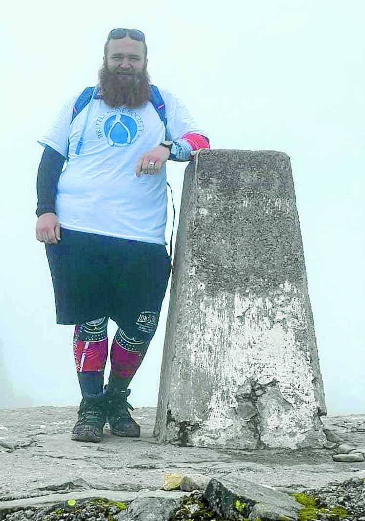 Mountain man raises £1500 for charity