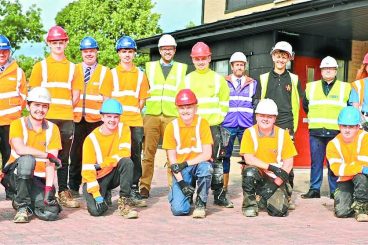 MSP praises apprenticeships