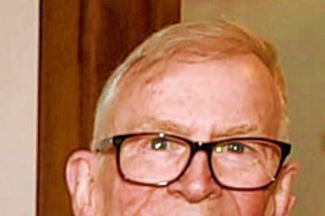 Town’s former priest dies