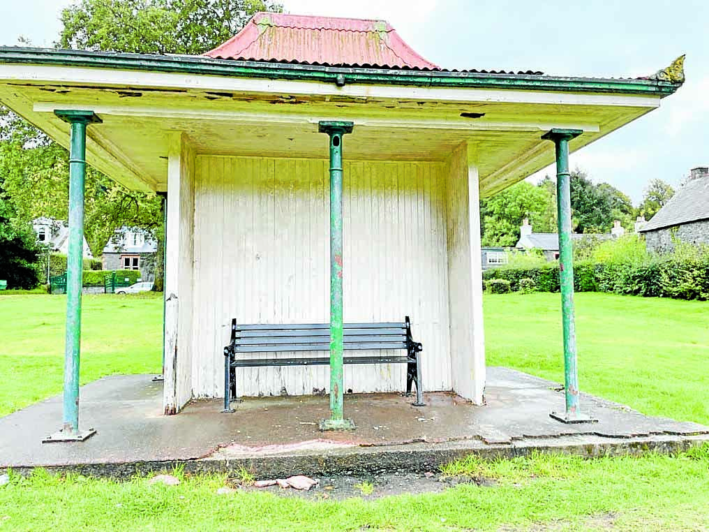 Act on perishing pavilion, council told