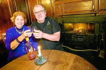 Distillery shows support for Burns site