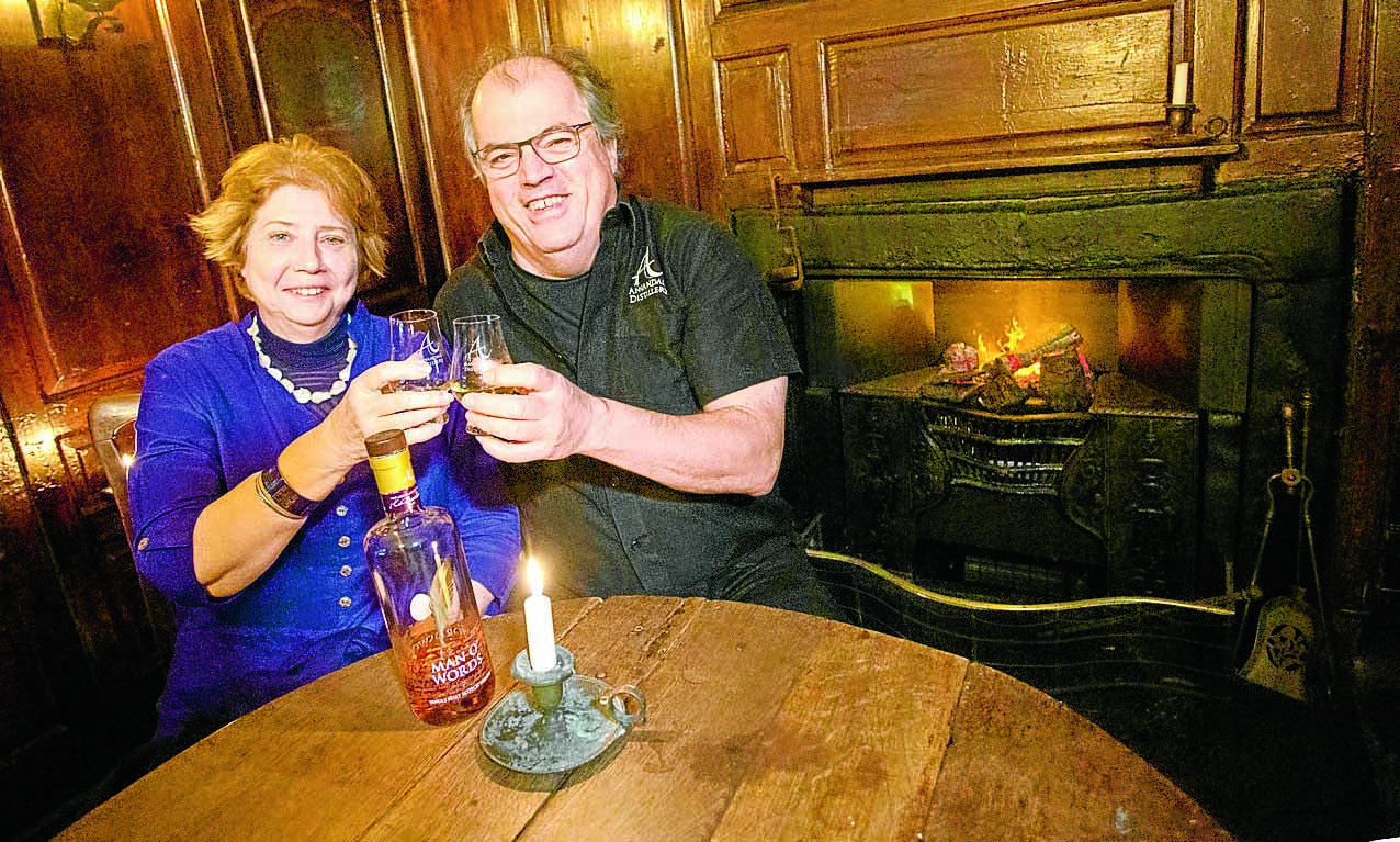 Distillery shows support for Burns site