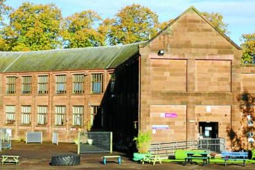 Parents fury at rats at crumbling school