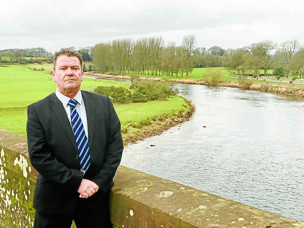 River bridge rescue mission agreed