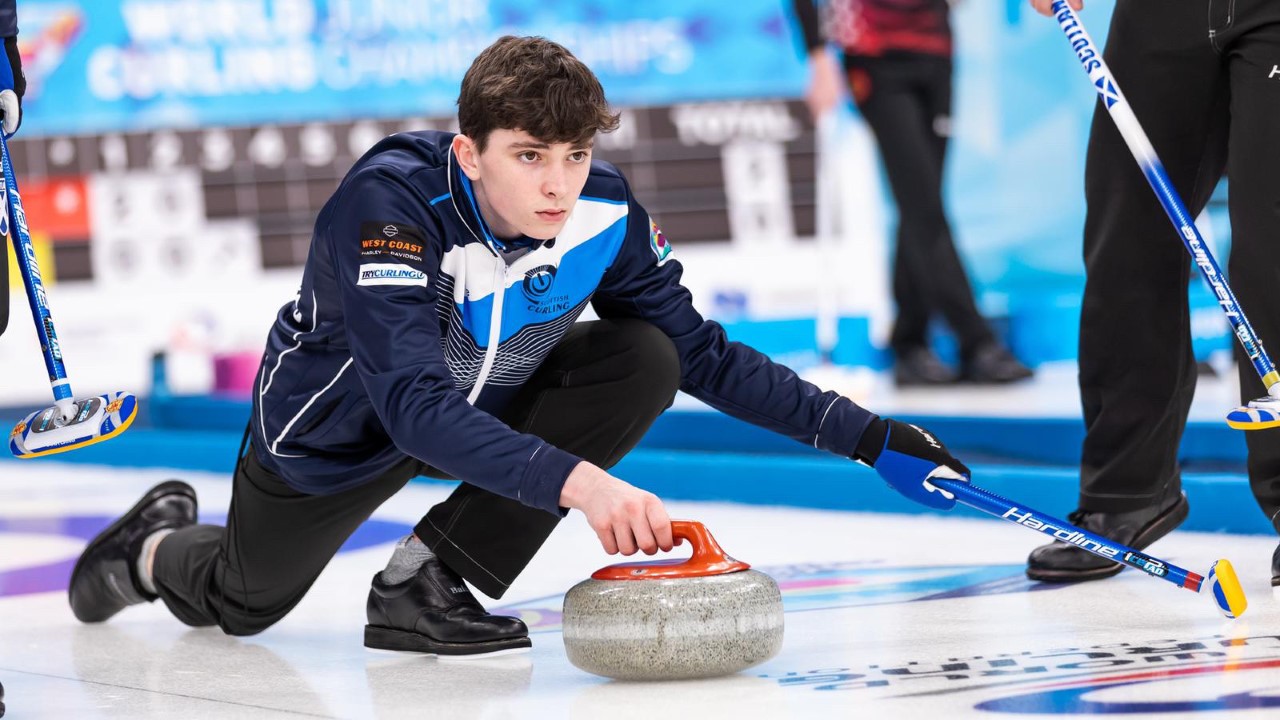 Sponsorship deal for young curler