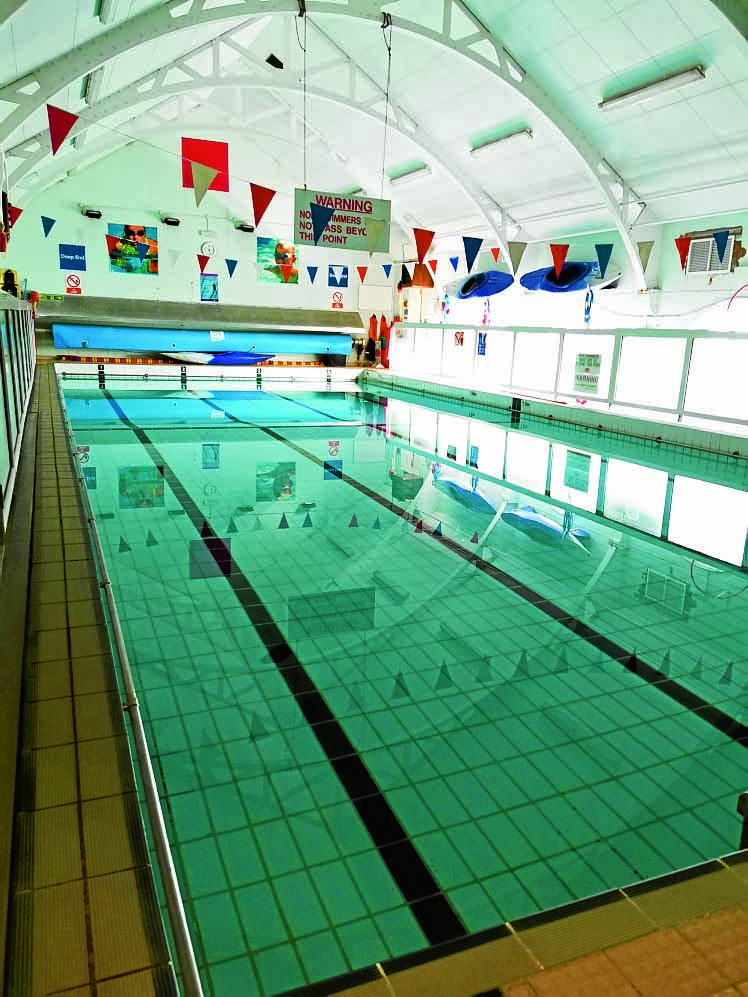 Castle Douglas pool to close for renovations