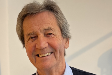 Bragg to give anniversary lecture