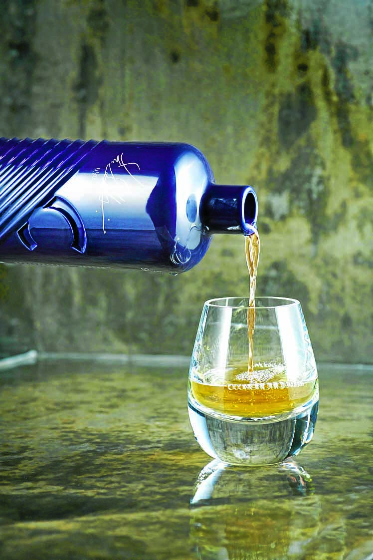 Schoolpals team up for whisky project