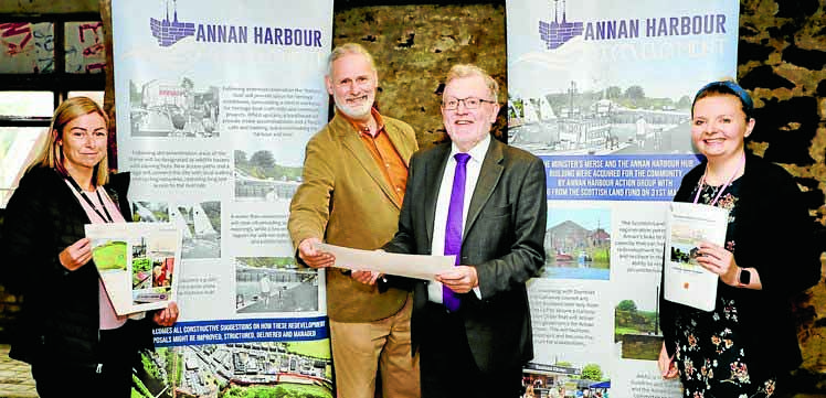 Harbour team show off plans to public