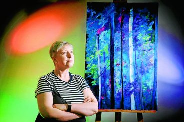 Artist captures experience of cancer treatment