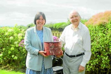 Oats tin finds new home at museum