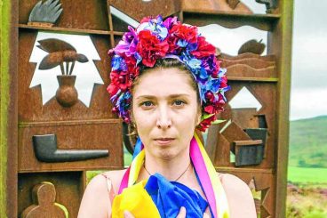 Actress marks Ukrainian Day