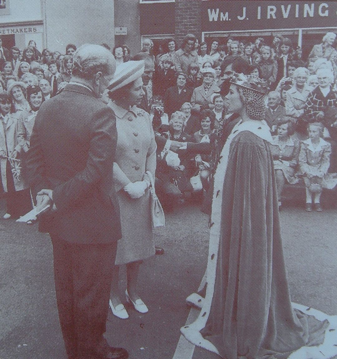 When Her Majesty came to Annan