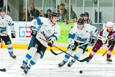 Sharks bite in 11 goal thriller