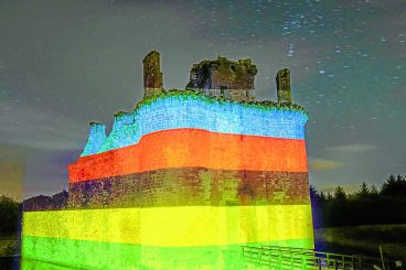 Castle lights up to mark cycling countdown