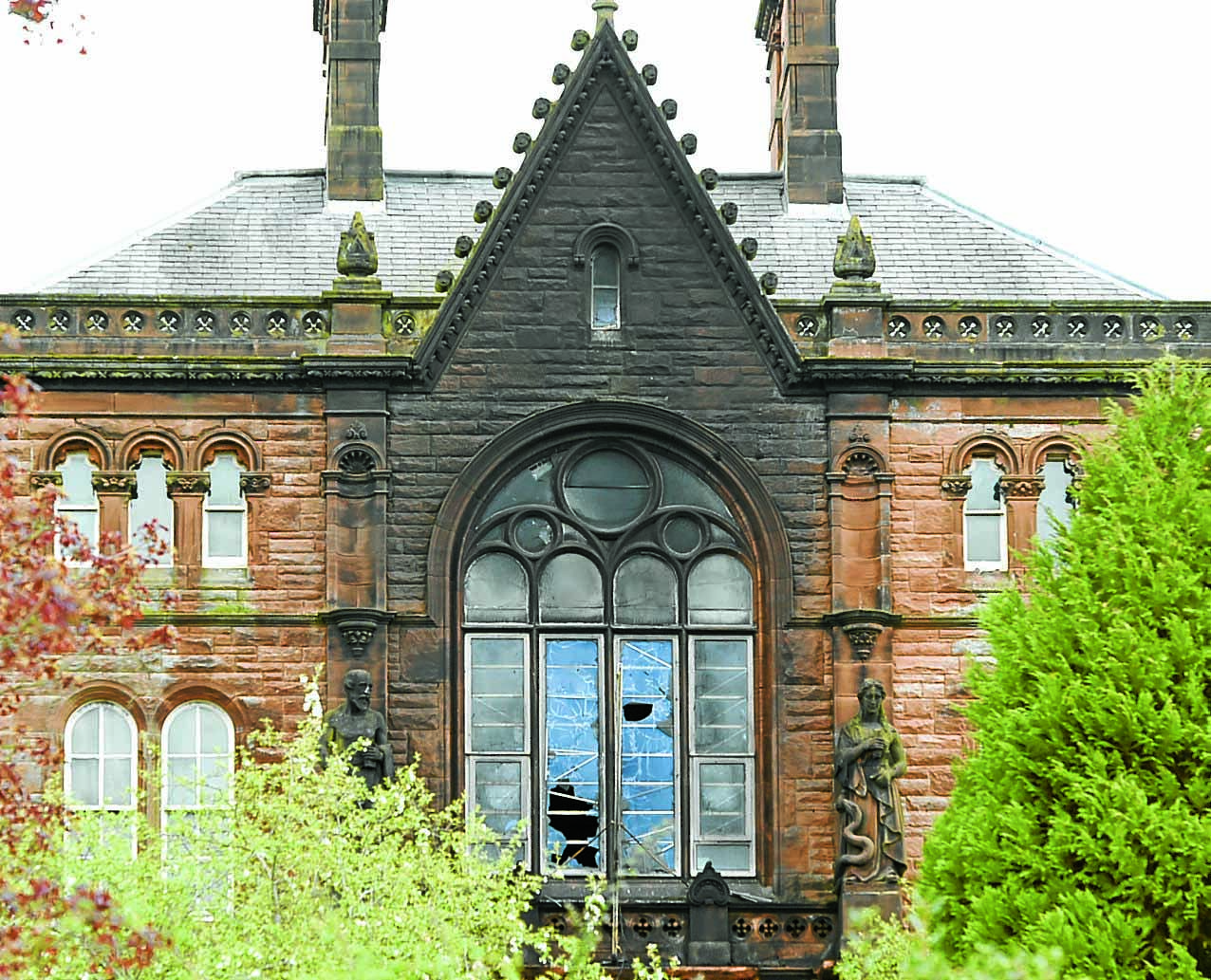 Old hospital hit by fire