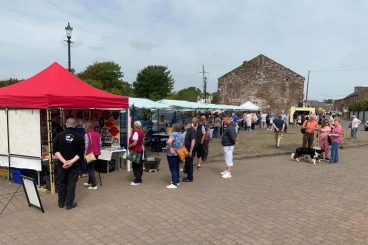 Holyrood praise for harbour market