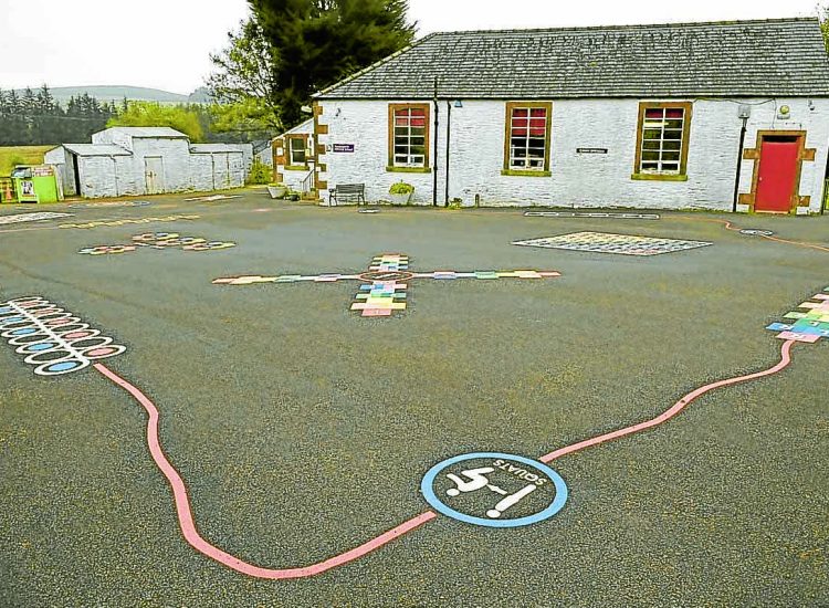 Parents of mothballed schools call for closures