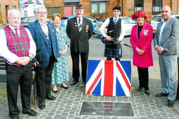 Royal memorial plaque unveiled