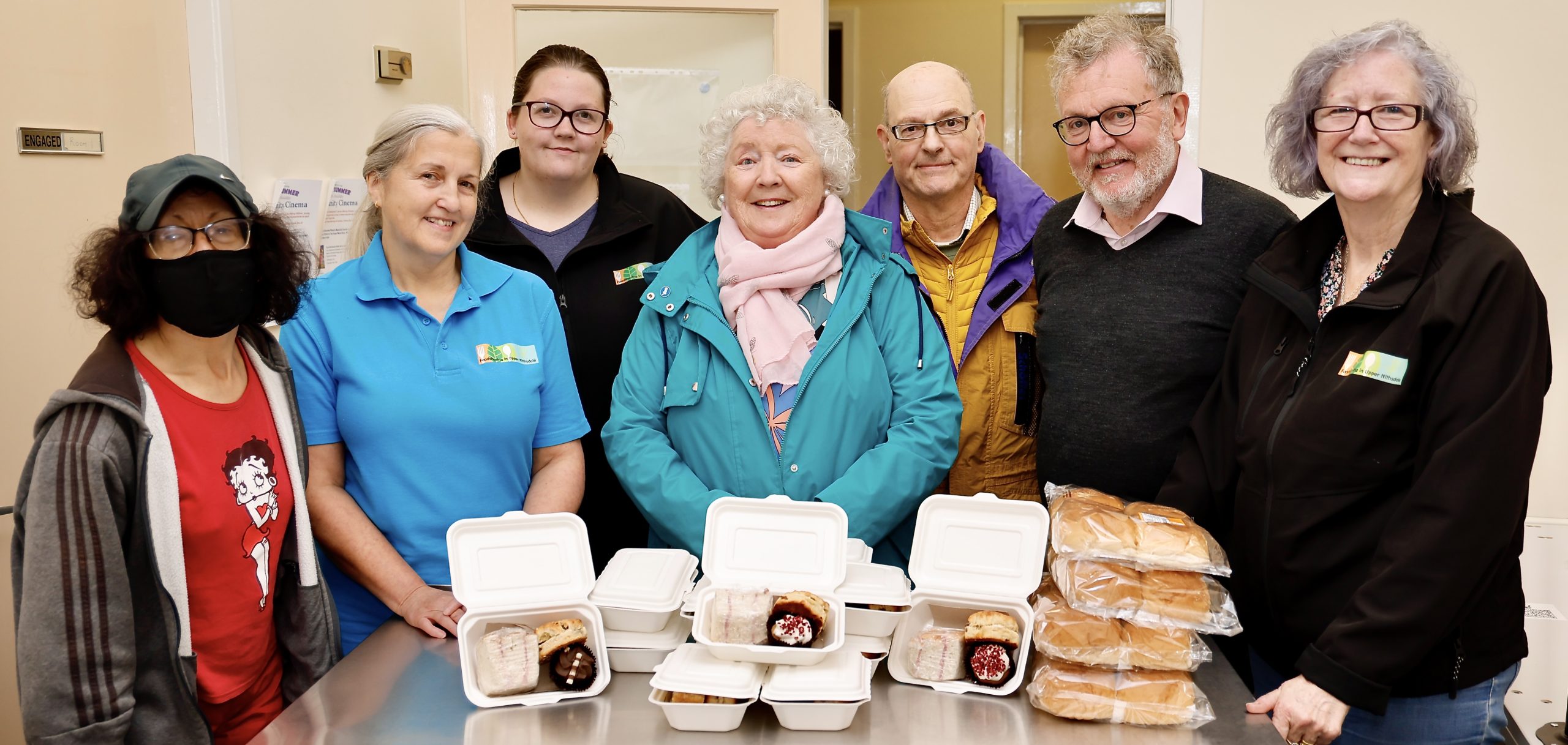 MP joins volunteers in Kirkconnel for tea