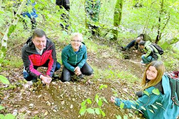 Woodland visit marks decade of badger work