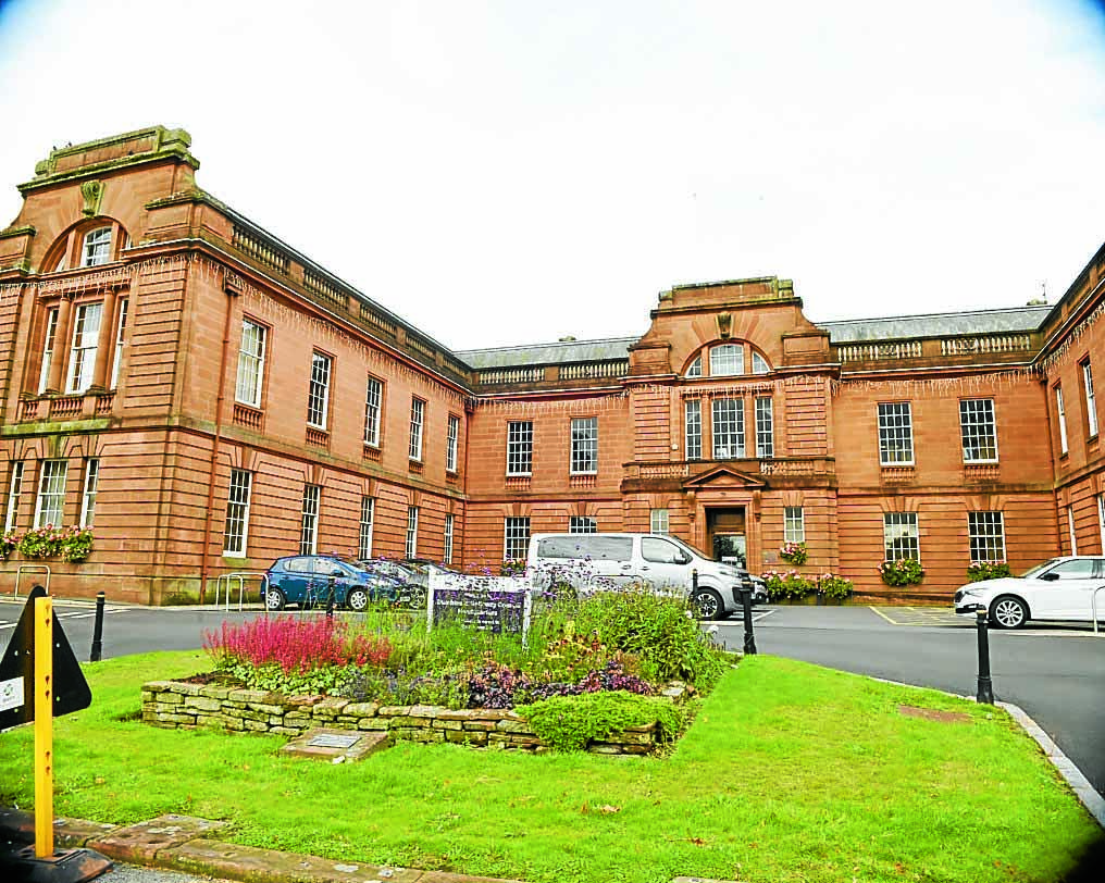 Auditors warn of fraud risk at council