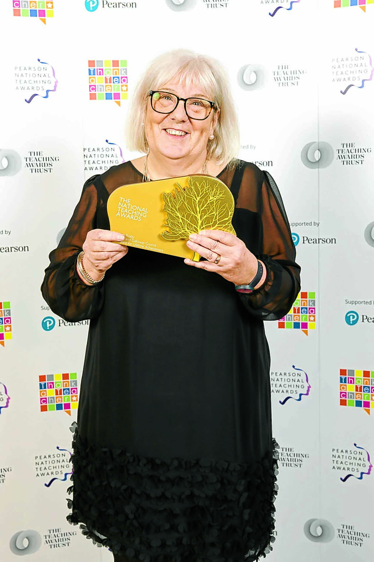 Top teacher Sheelagh scoops gold!