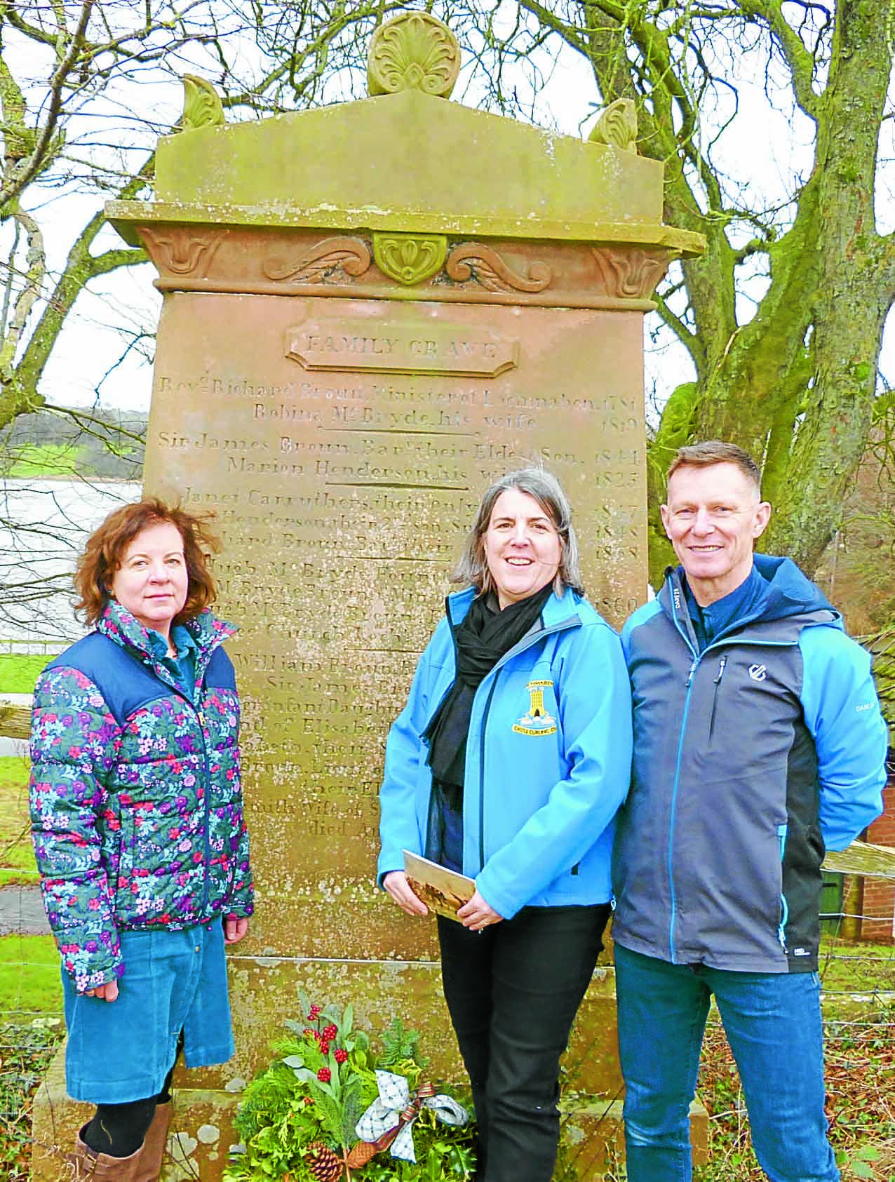 Curling club commemorates bicentenary